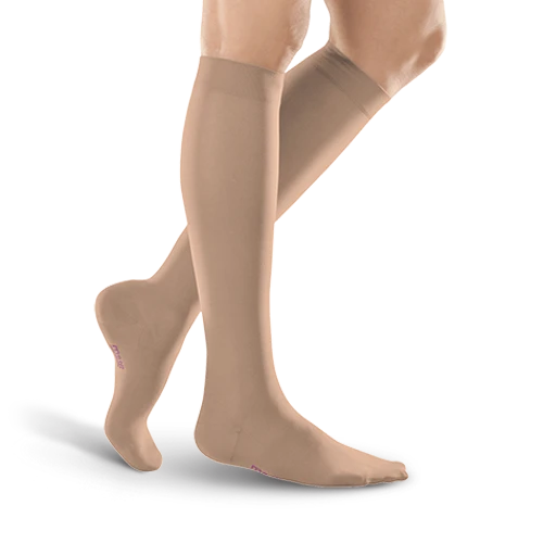 mi-bas-de-compression-femme-vetements-post-operatoires